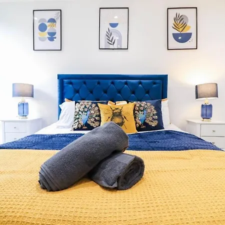 Canary Wharf-10% Discount-Fibre Wifi-5Mins To Tube